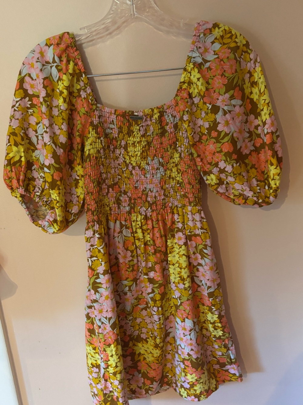 Billabong Paradise Mini Dress in a floral print with puff sleeves Small Summer - Picture 4 of 4